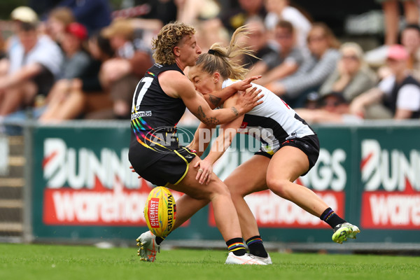 AFLW 2025 Round 10 - Collingwood v Richmond - A-64043274