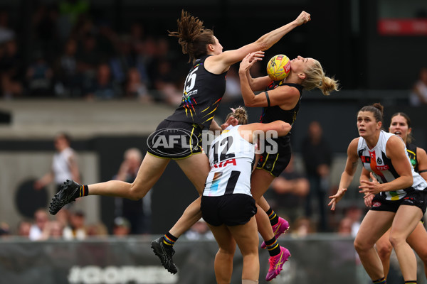 AFLW 2025 Round 10 - Collingwood v Richmond - A-64043282