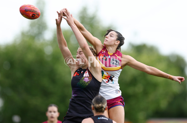 AFLW 2025 Round 10 - Essendon v Brisbane - A-64043328