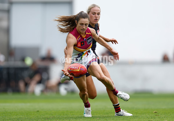 AFLW 2025 Round 10 - Essendon v Brisbane - A-64043339