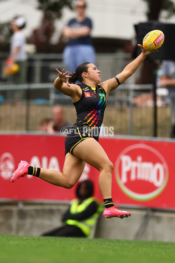 AFLW 2025 Round 10 - Collingwood v Richmond - A-64043343
