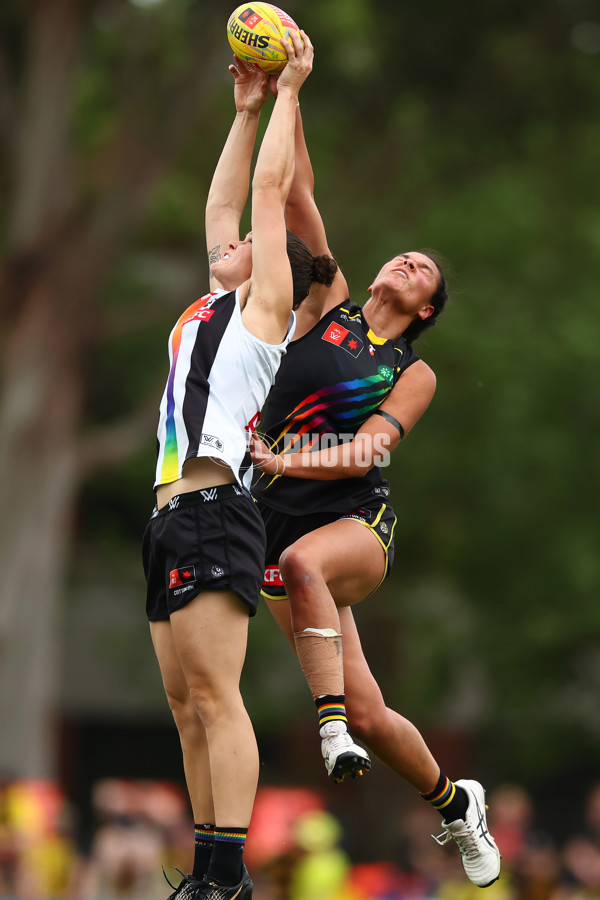 AFLW 2025 Round 10 - Collingwood v Richmond - A-64043380