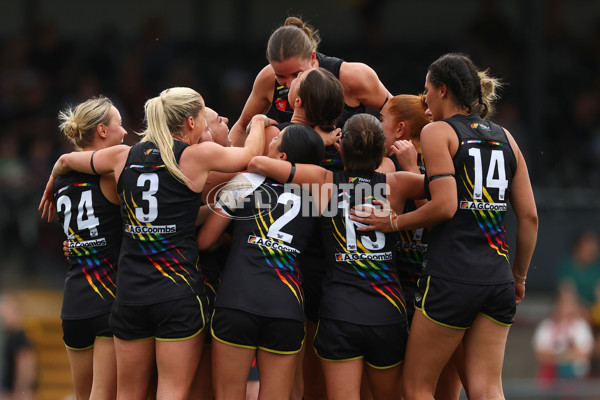 AFLW 2025 Round 10 - Collingwood v Richmond - A-64046082
