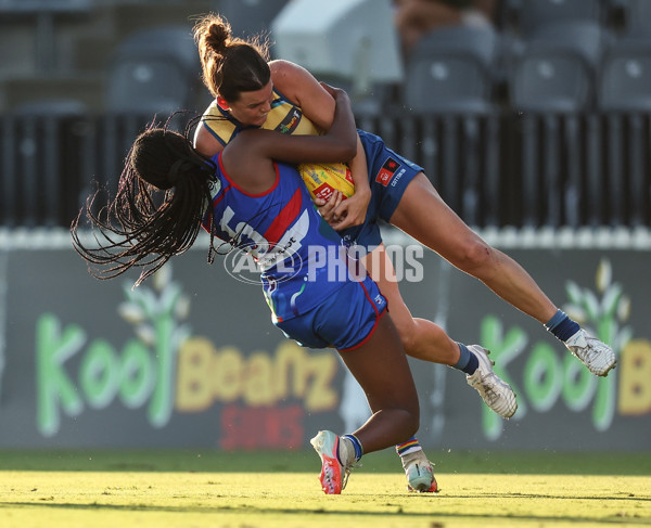 AFLW 2025 Round 10 - Gold Coast v Western Bulldogs - A-64048219