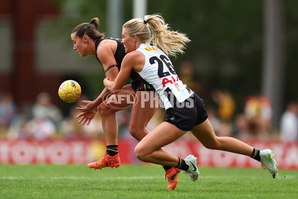 AFLW 2025 Round 10 - Collingwood v Richmond - A-64048231