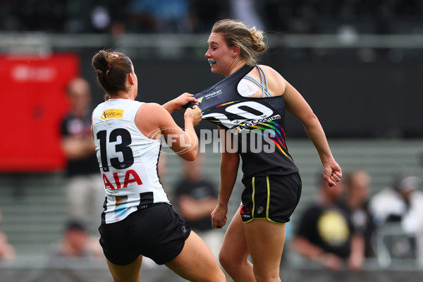 AFLW 2025 Round 10 - Collingwood v Richmond - A-64048232