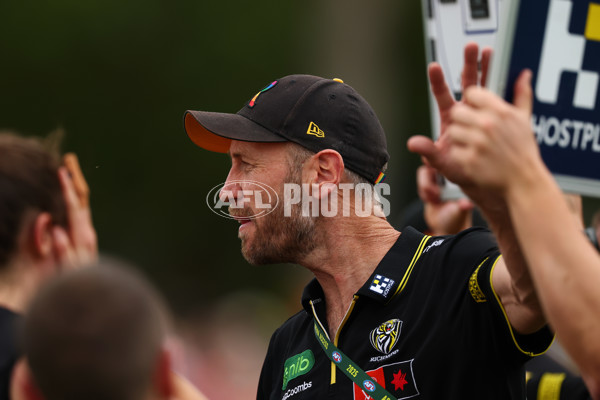 AFLW 2025 Round 10 - Collingwood v Richmond - A-64048233