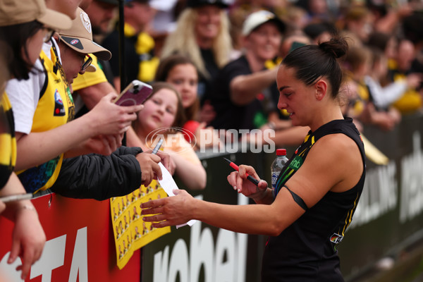 AFLW 2025 Round 10 - Collingwood v Richmond - A-64049007