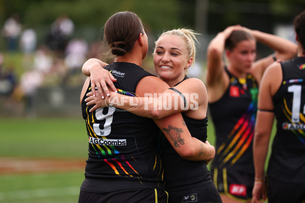 AFLW 2025 Round 10 - Collingwood v Richmond - A-64050467