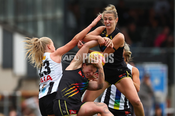 AFLW 2025 Round 10 - Collingwood v Richmond - A-64050489