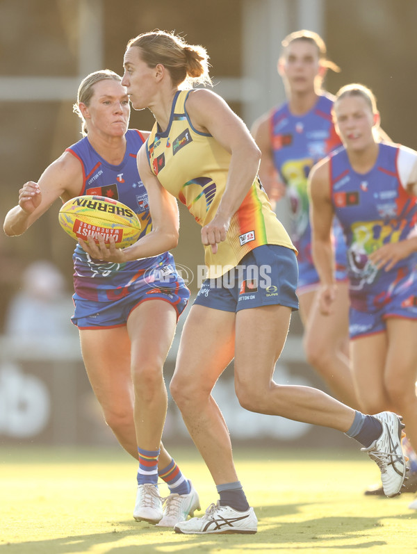 AFLW 2025 Round 10 - Gold Coast v Western Bulldogs - A-64050535