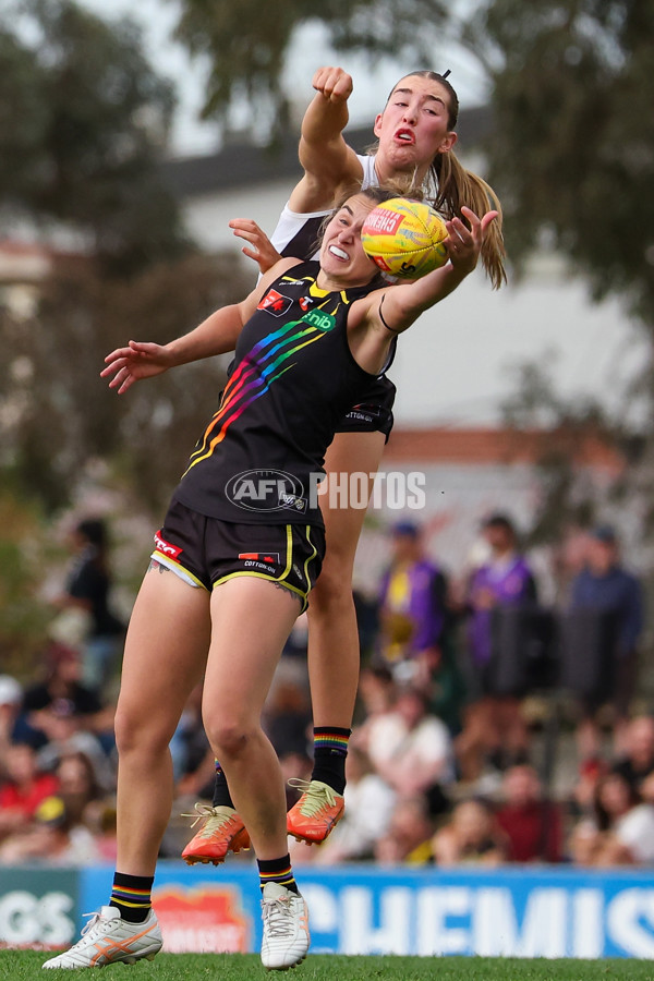 AFLW 2025 Round 10 - Collingwood v Richmond - A-64052608