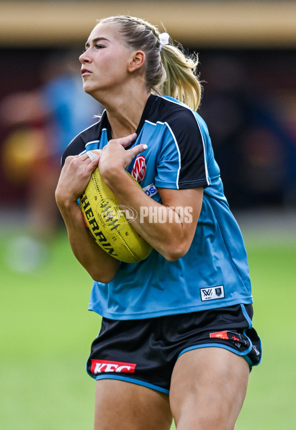 AFLW 2025 Round 11 - Adelaide v Port Adelaide - A-64109283