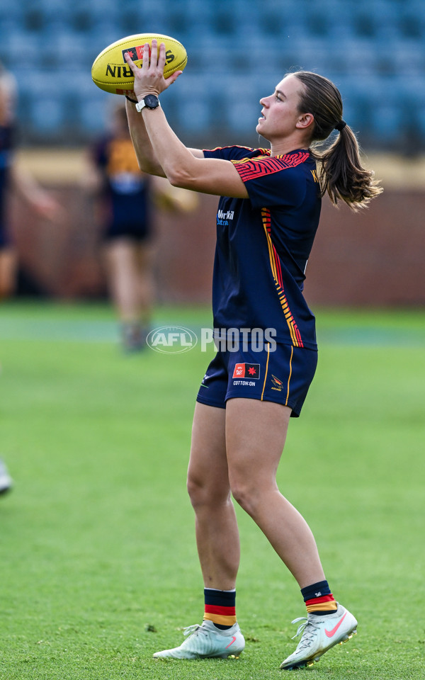 AFLW 2025 Round 11 - Adelaide v Port Adelaide - A-64109289