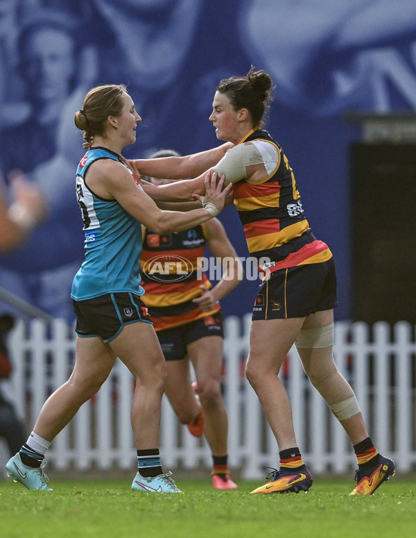 AFLW 2025 Round 11 - Adelaide v Port Adelaide - A-64109323
