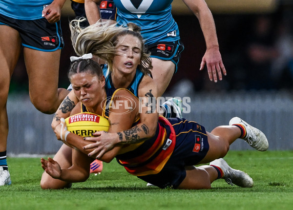 AFLW 2025 Round 11 - Adelaide v Port Adelaide - A-64109330