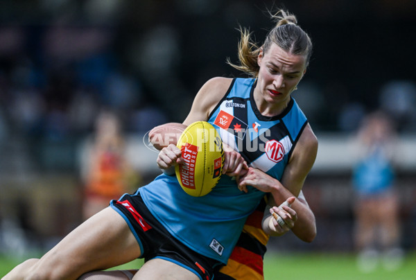 AFLW 2025 Round 11 - Adelaide v Port Adelaide - A-64139831
