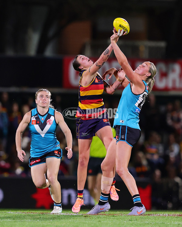 AFLW 2025 Round 11 - Adelaide v Port Adelaide - A-64151284