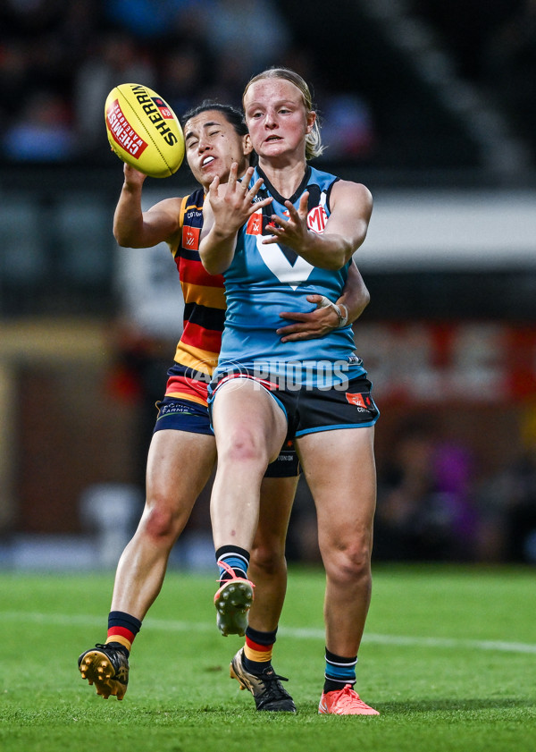 AFLW 2025 Round 11 - Adelaide v Port Adelaide - A-64151665