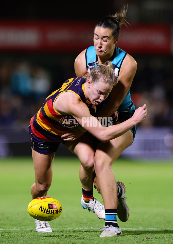 AFLW 2025 Round 11 - Adelaide v Port Adelaide - A-64151688