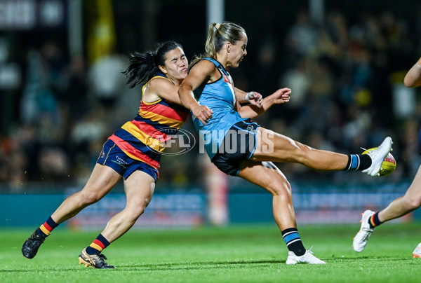 AFLW 2025 Round 11 - Adelaide v Port Adelaide - A-64153700