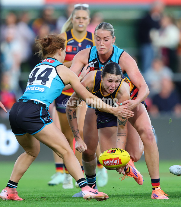 AFLW 2025 Round 11 - Adelaide v Port Adelaide - A-64153777