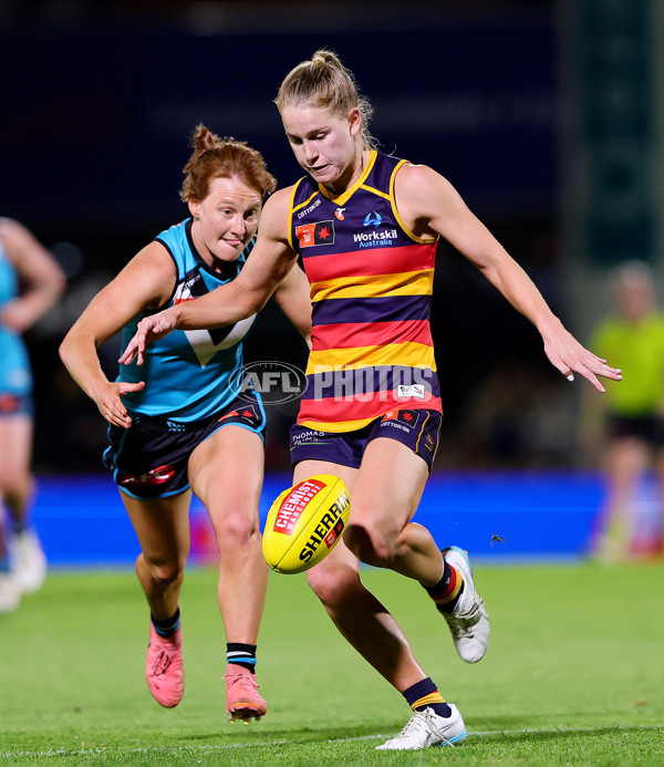 AFLW 2025 Round 11 - Adelaide v Port Adelaide - A-64154292