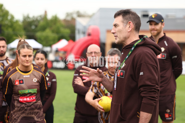 AFLW 2025 Round 11 - Essendon v Hawthorn - A-64158510