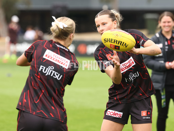 AFLW 2025 Round 11 - Essendon v Hawthorn - A-64158530