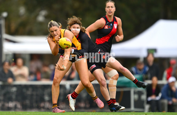 AFLW 2025 Round 11 - Essendon v Hawthorn - A-64163638