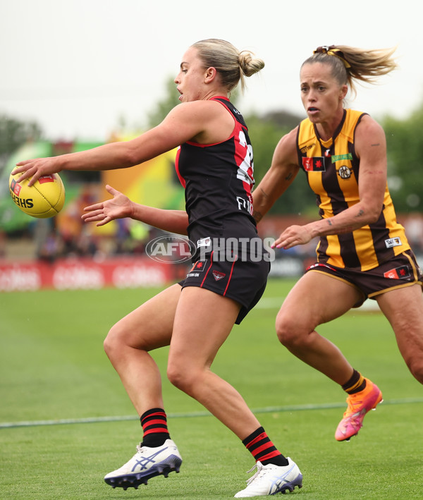 AFLW 2025 Round 11 - Essendon v Hawthorn - A-64163663