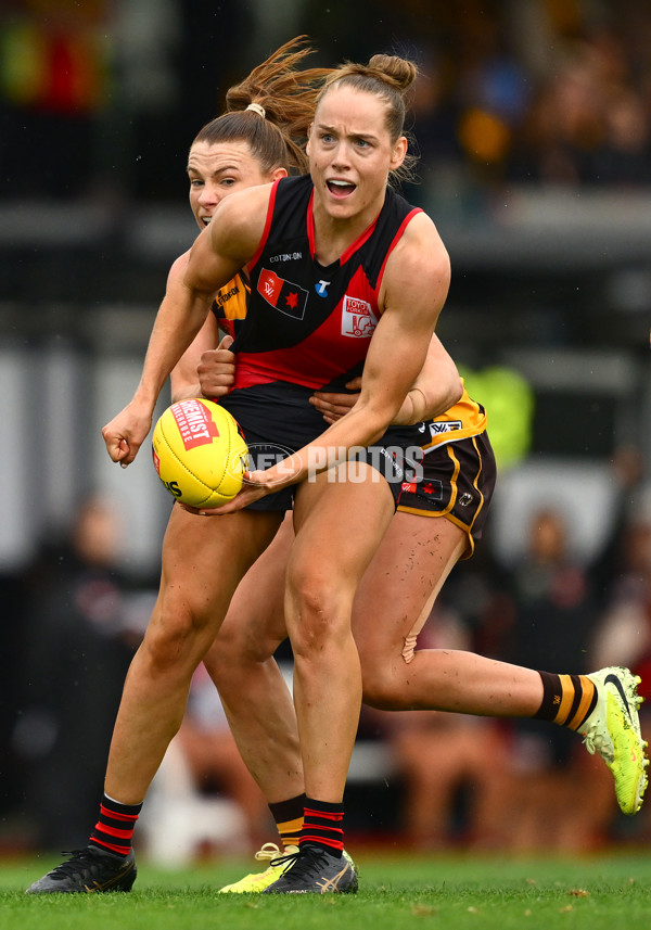 AFLW 2025 Round 11 - Essendon v Hawthorn - A-64165123