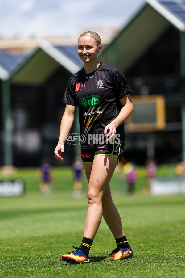 AFLW 2025 Round 11 - Fremantle v Richmond - A-64165189