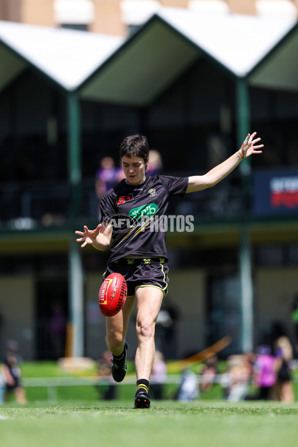 AFLW 2025 Round 11 - Fremantle v Richmond - A-64166547