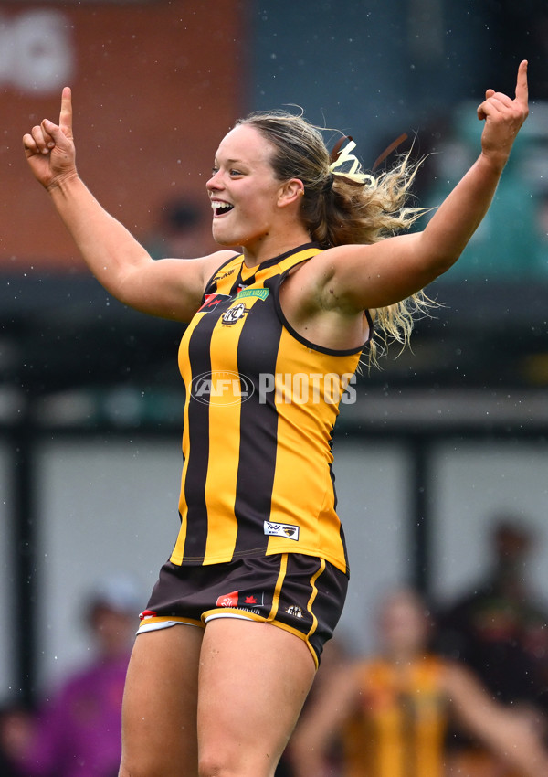 AFLW 2025 Round 11 - Essendon v Hawthorn - A-64167582