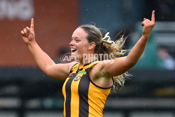 AFLW 2025 Round 11 - Essendon v Hawthorn - A-64167583