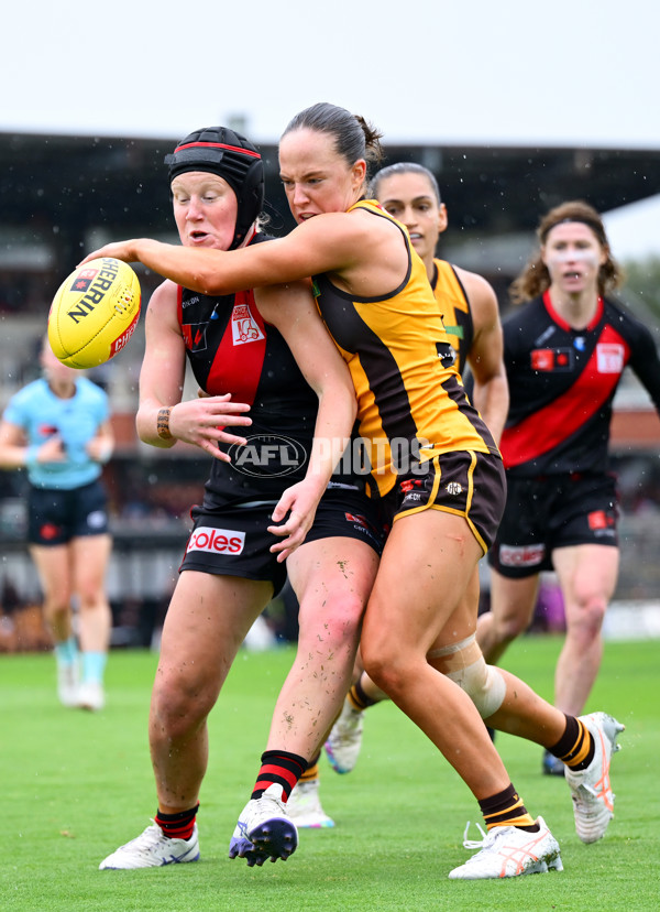AFLW 2025 Round 11 - Essendon v Hawthorn - A-64169382