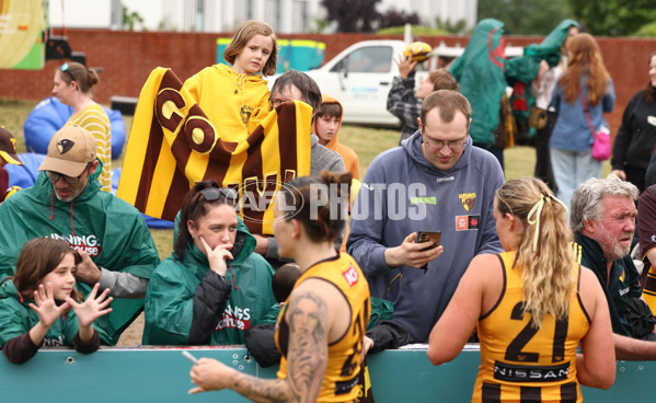 AFLW 2025 Round 11 - Essendon v Hawthorn - A-64171871