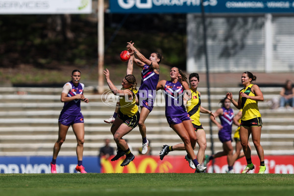 AFLW 2025 Round 11 - Fremantle v Richmond - A-64171894
