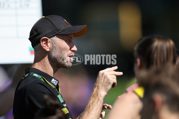 AFLW 2025 Round 11 - Fremantle v Richmond - A-64172577