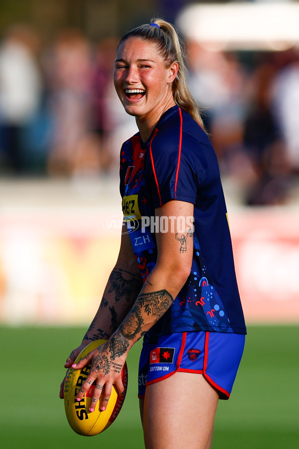 AFLW 2025 Round 11 - Brisbane v Melbourne - A-64172610