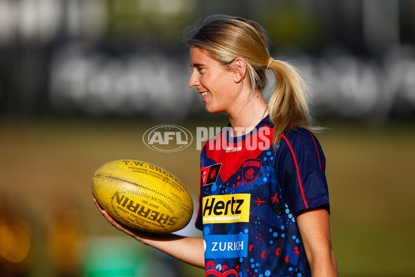 AFLW 2025 Round 11 - Brisbane v Melbourne - A-64172612