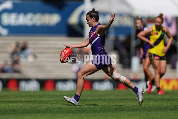 AFLW 2025 Round 11 - Fremantle v Richmond - A-64172623