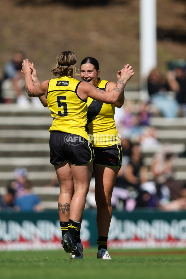 AFLW 2025 Round 11 - Fremantle v Richmond - A-64172639