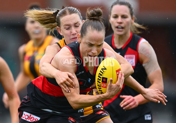 AFLW 2025 Round 11 - Essendon v Hawthorn - A-64172653