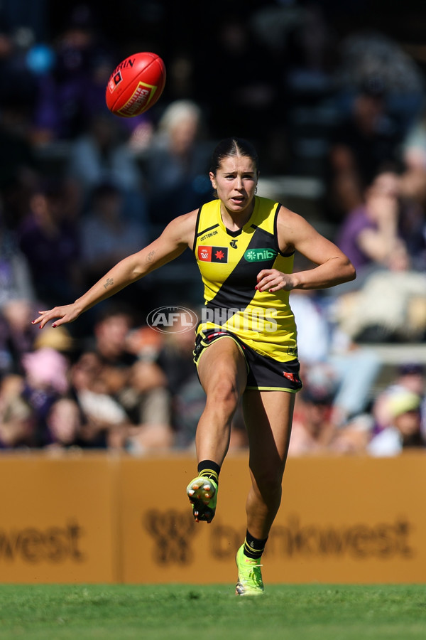AFLW 2025 Round 11 - Fremantle v Richmond - A-64172659