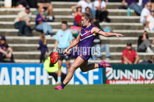 AFLW 2025 Round 11 - Fremantle v Richmond - A-64174254