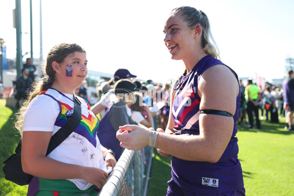 AFLW 2025 Round 11 - Fremantle v Richmond - A-64174273