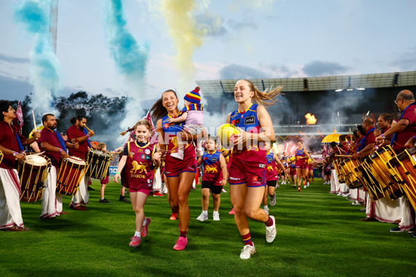 AFLW 2025 Round 11 - Brisbane v Melbourne - A-64175371