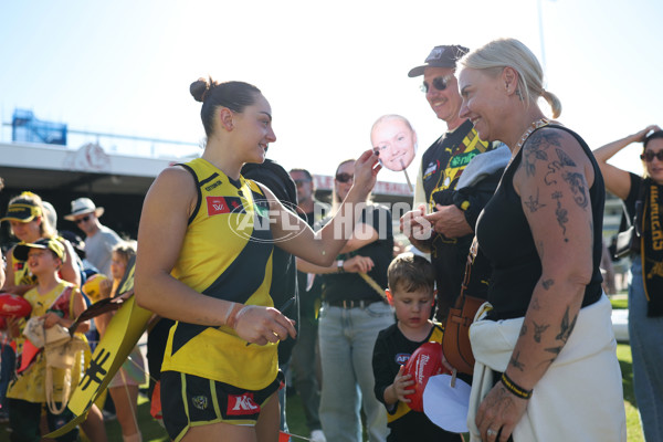 AFLW 2025 Round 11 - Fremantle v Richmond - A-64175388
